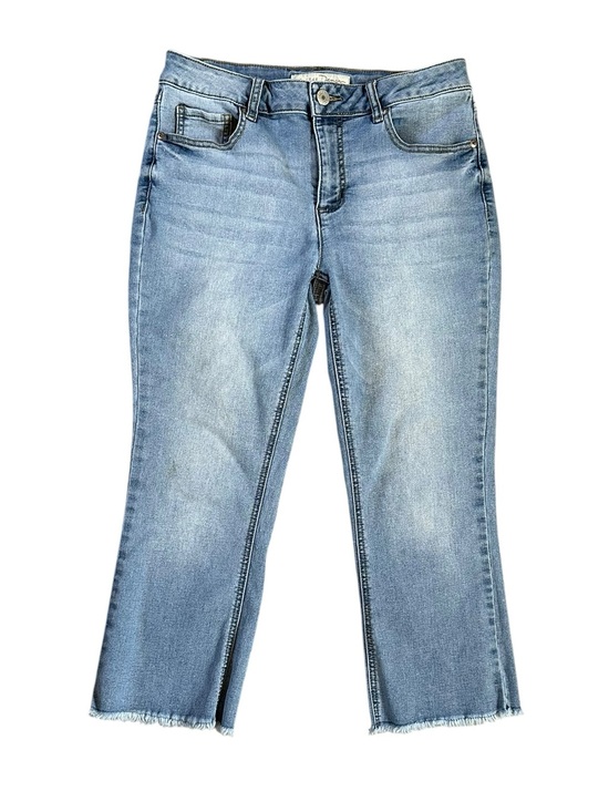Cato Pants - CATO cotton blend stretch raw hem crop/capri denim jeans size 6